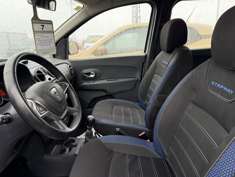 Dacia Lodgy Stepway Comfort TCe 7Pl GPF foto 8