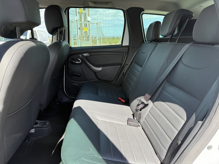 Dacia Duster Laureate TCE 4X2 EU6 foto 11