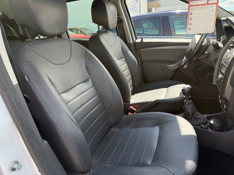 Dacia Duster Laureate TCE 4X2 EU6 foto 17