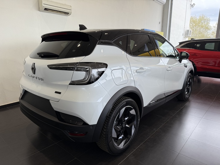 Renault Captur E-TECH FULL HYBRID techno ETech full hybr.105kW145CV foto 5