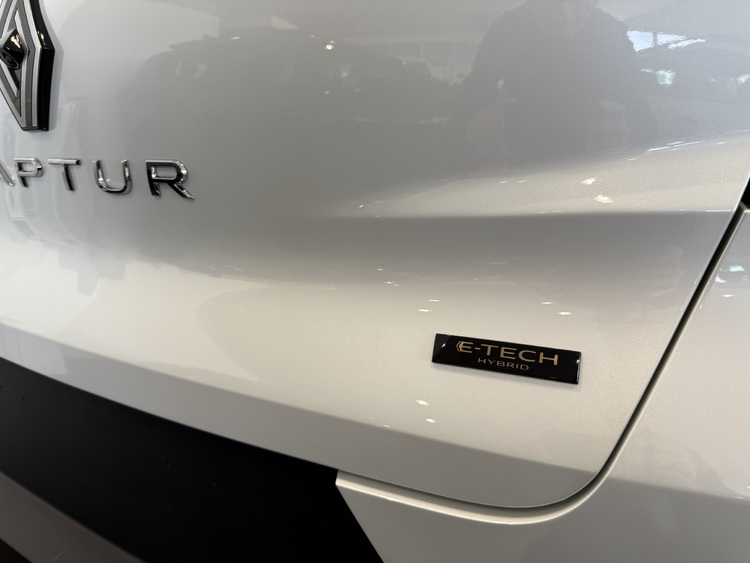 Renault Captur E-TECH FULL HYBRID techno ETech full hybr.105kW145CV foto 6