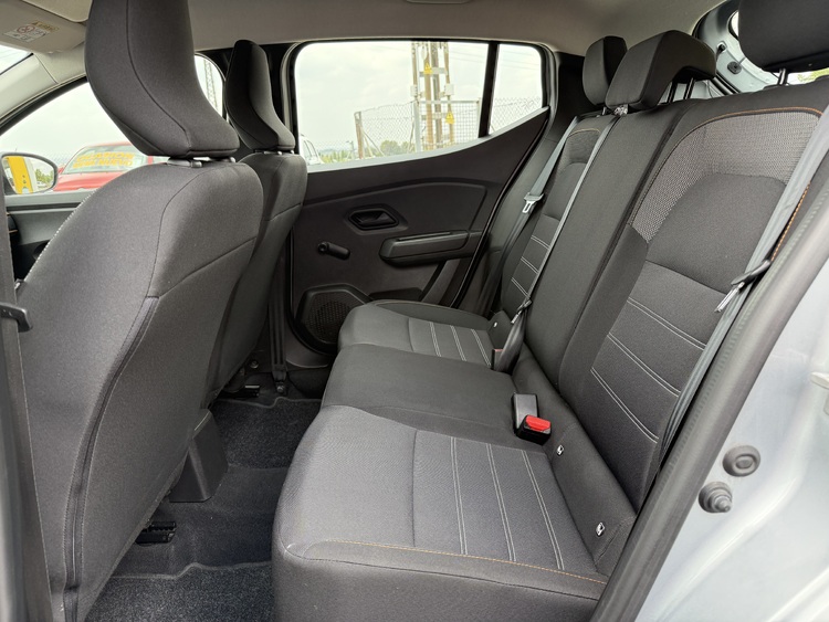 Dacia Sandero Stepway Essential ECOG 100cv foto 12
