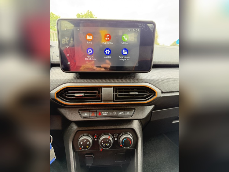 Dacia Sandero Stepway Essential ECOG 100cv foto 20