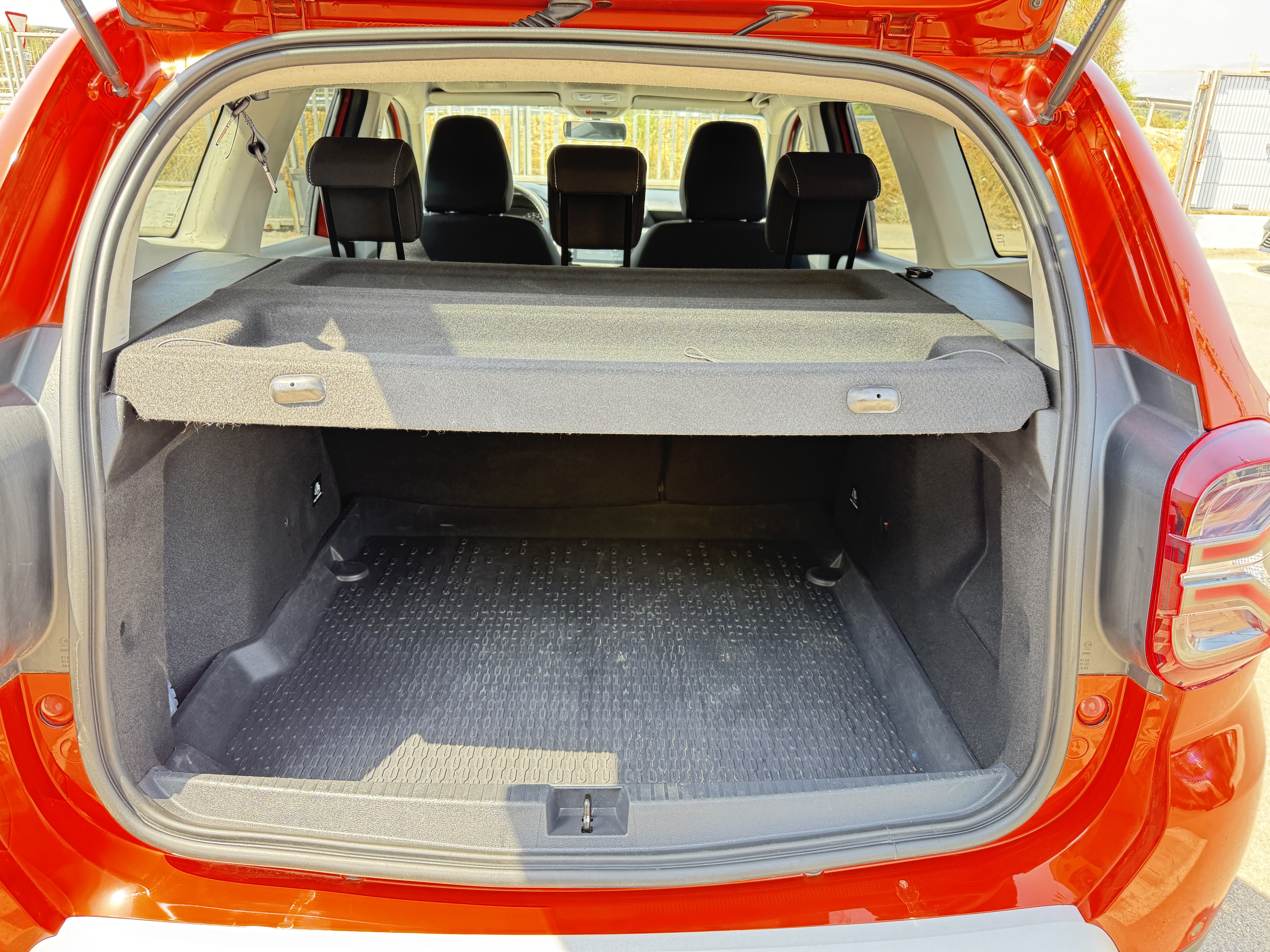 Dacia Duster Prestige TCE 4X2 EDC - AUTOMATICO - foto 13