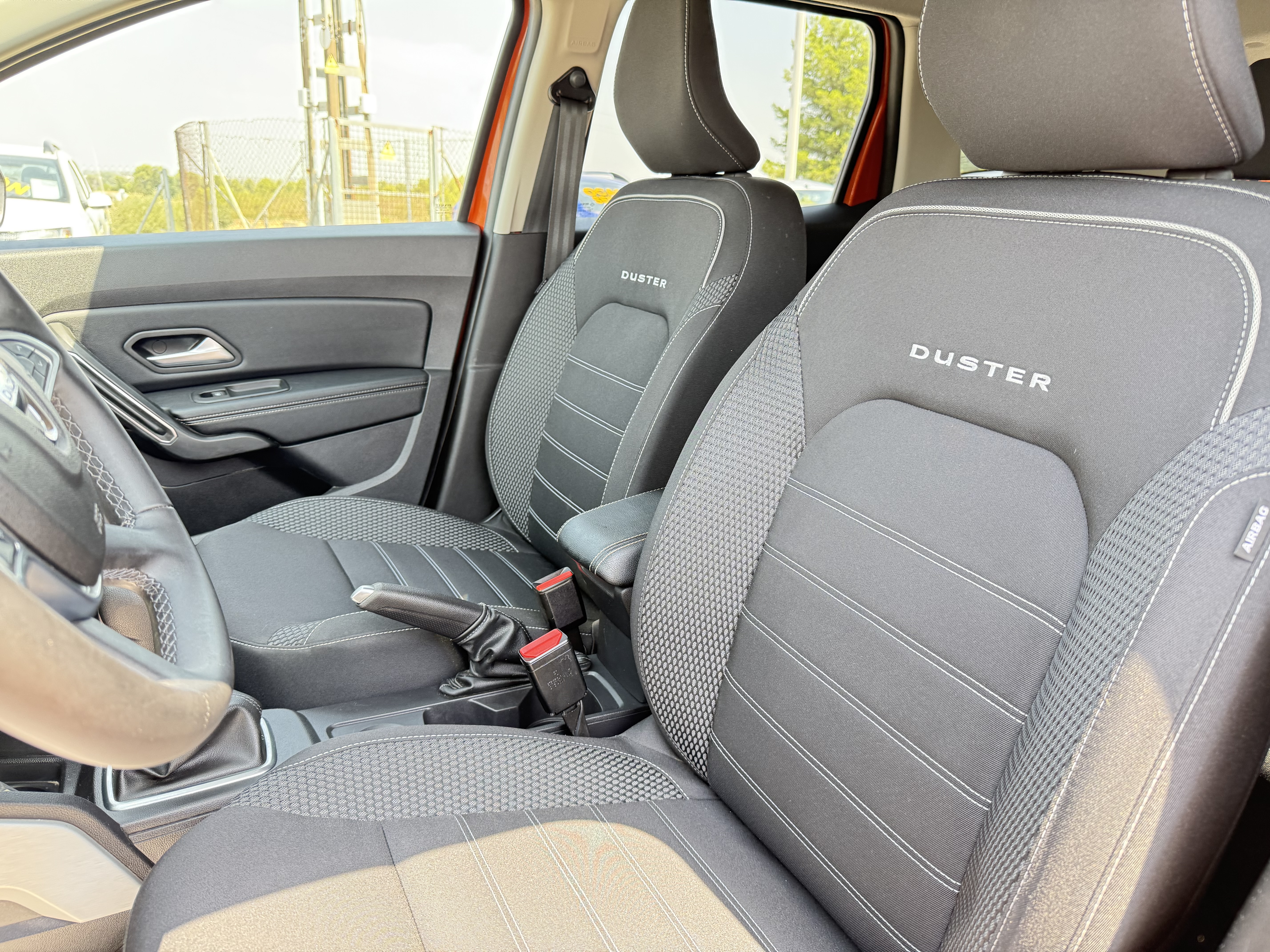 Dacia Duster Prestige TCE 4X2 EDC - AUTOMATICO - foto 15