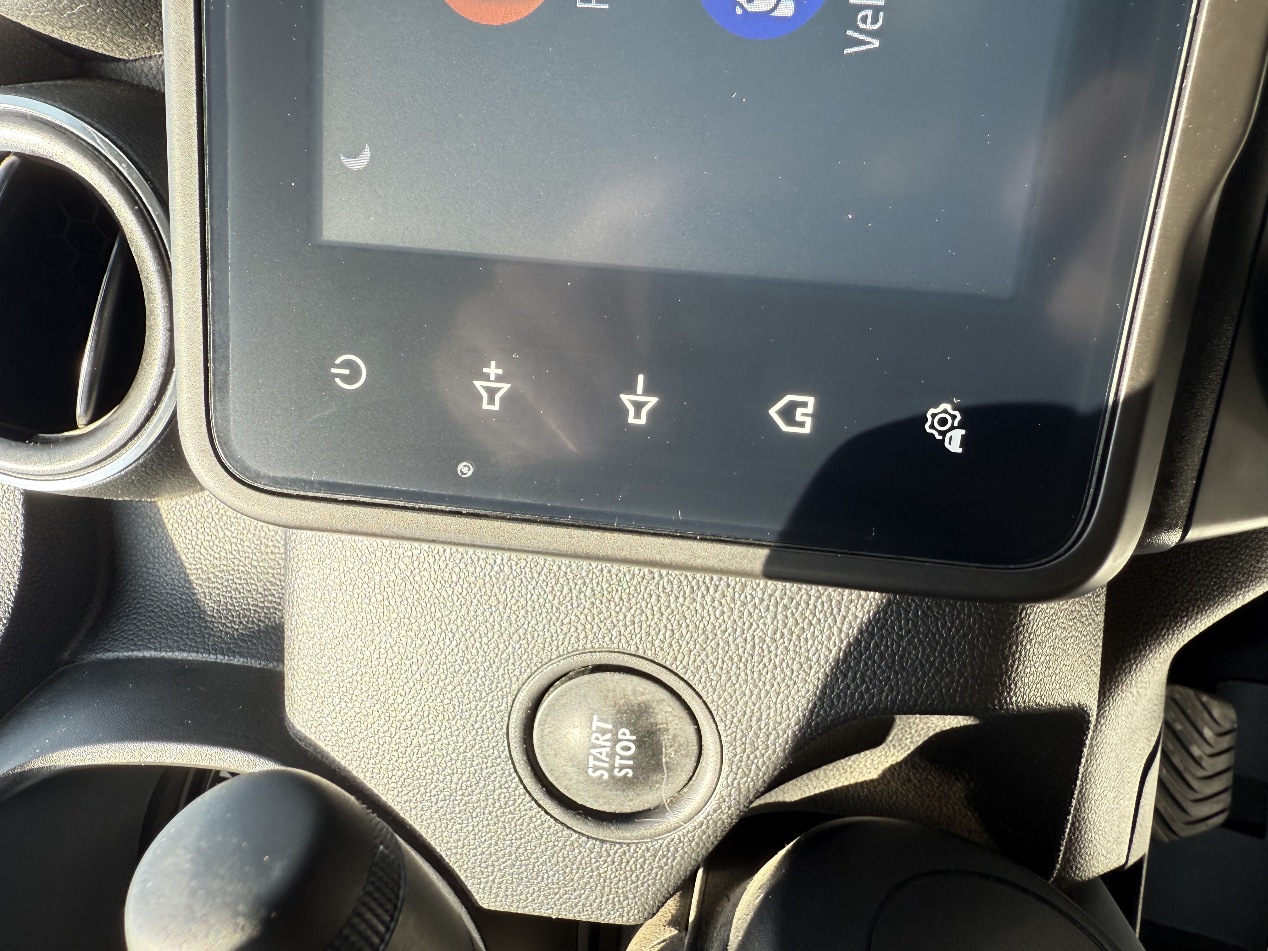 Dacia Duster Prestige TCE 4X2 EDC - AUTOMATICO - foto 28