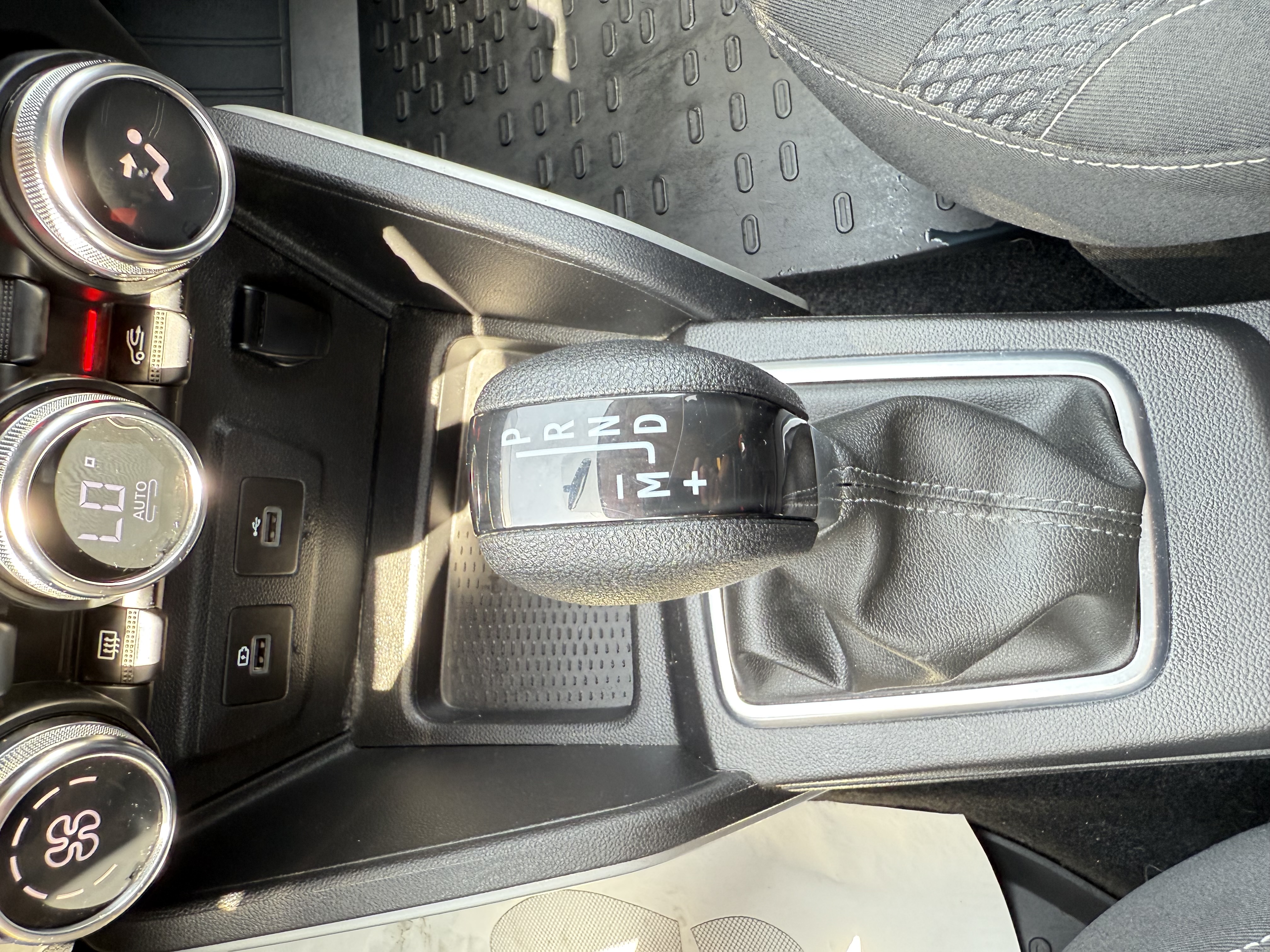 Dacia Duster Prestige TCE 4X2 EDC - AUTOMATICO - foto 31