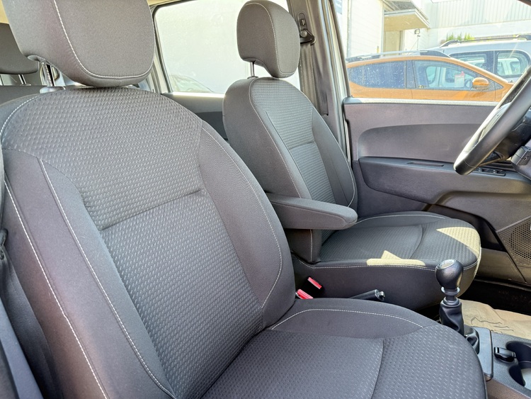 Dacia Lodgy Comfort Blue Dci 115cv - 5 Pl. foto 24