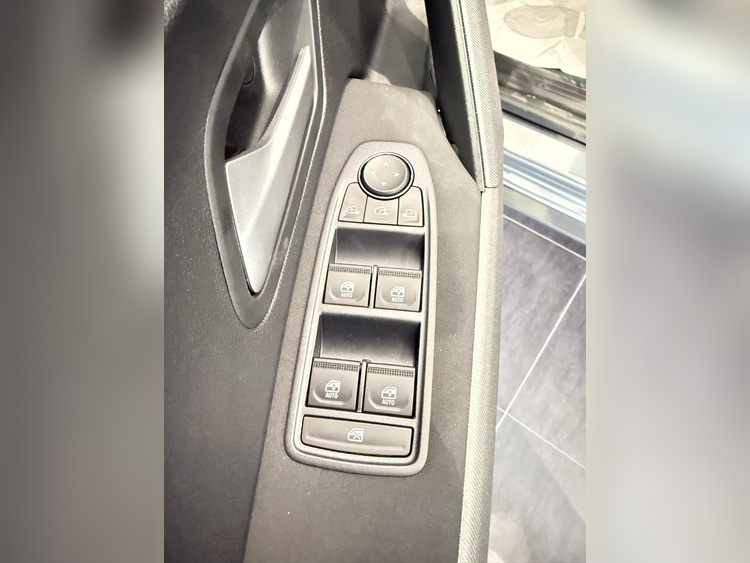 Dacia BIGSTER Journey HYBRID 4x2 foto 18