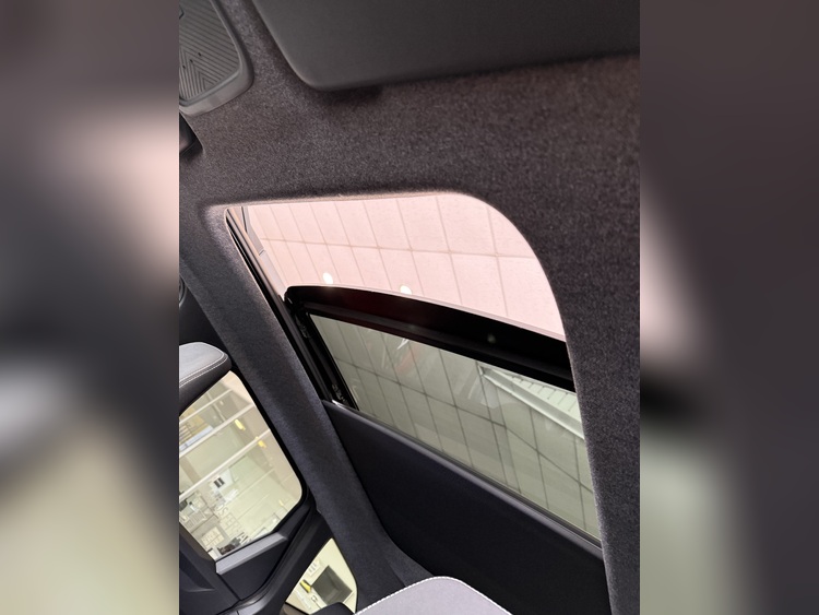 Dacia BIGSTER Journey HYBRID 4x2 foto 26