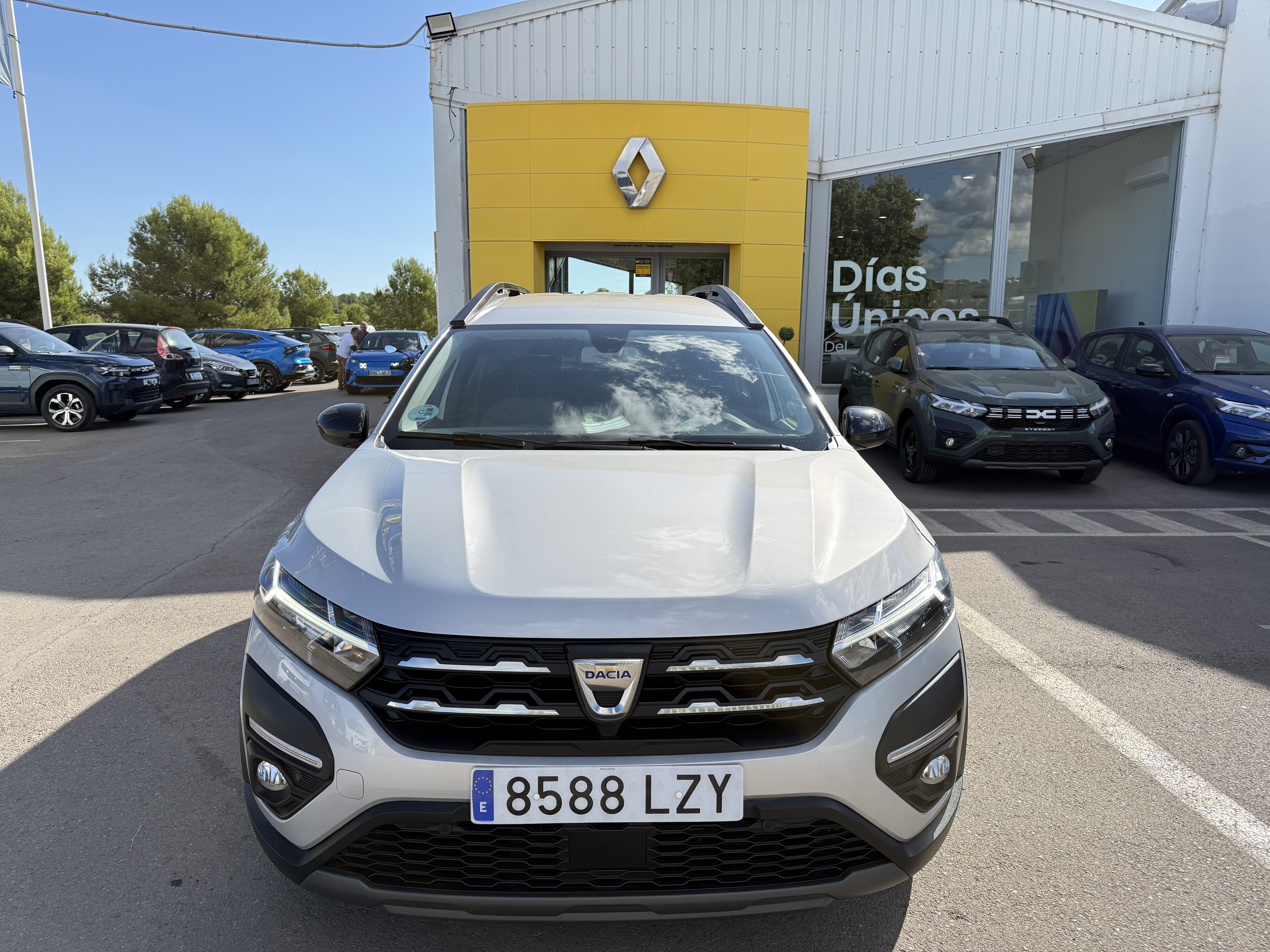 Dacia Jogger S.L Extreme TCe 7 plazas 110 cv. GASOLINA miniatura 6