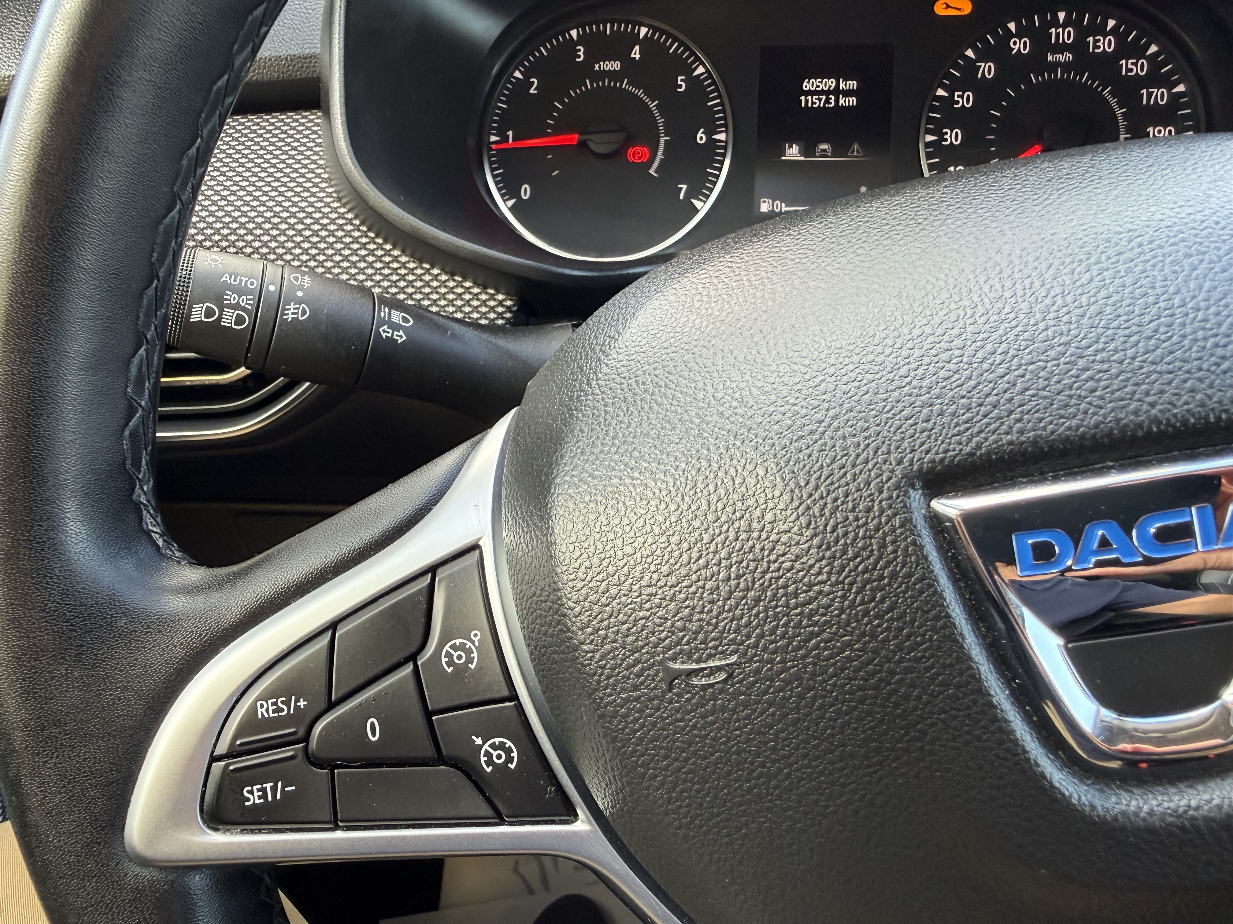 Dacia Jogger S.L Extreme TCe 7 plazas 110 cv. GASOLINA foto 23