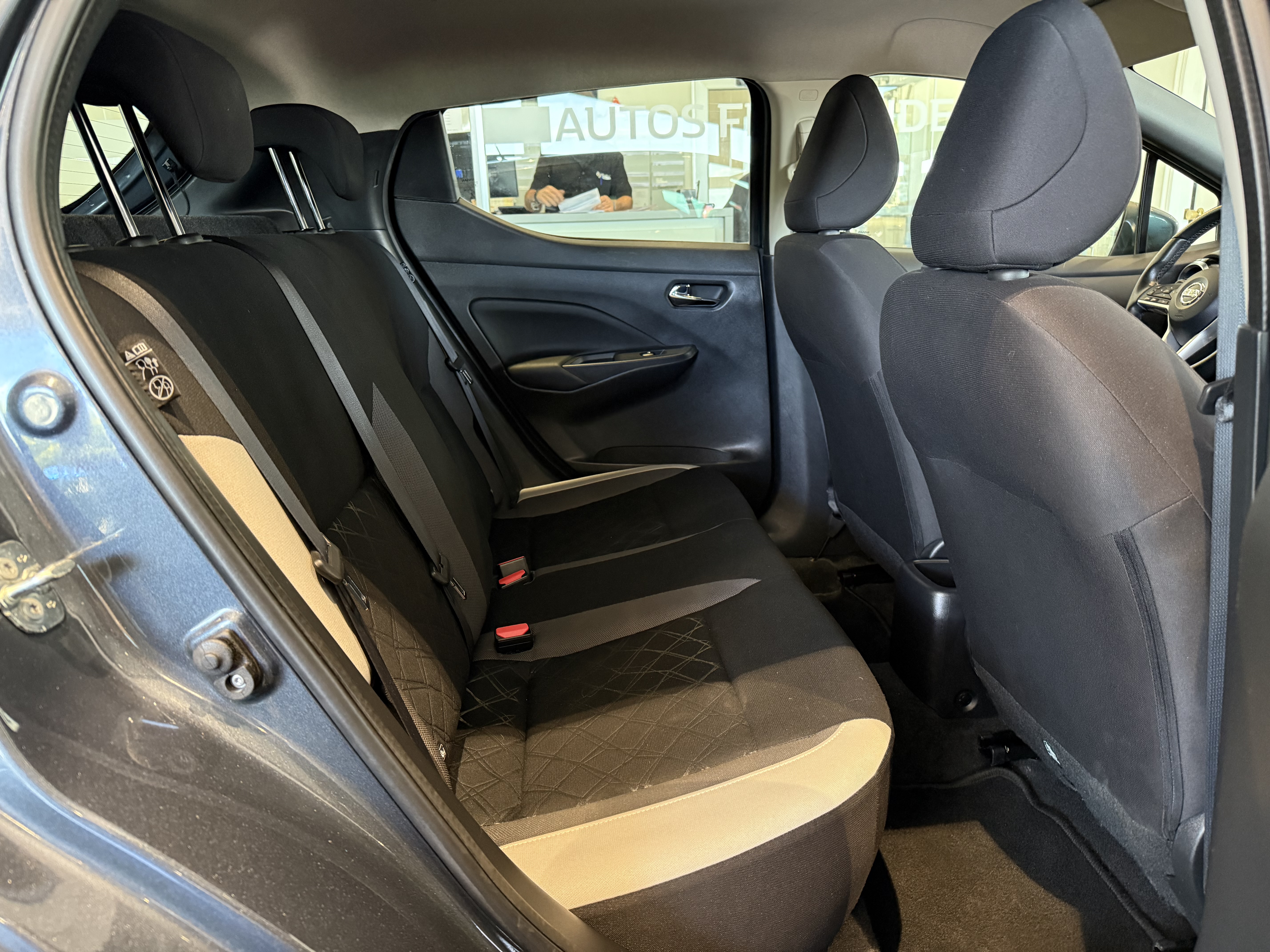 Nissan Micra  IGT 100 CV E6D Tekna miniatura 6