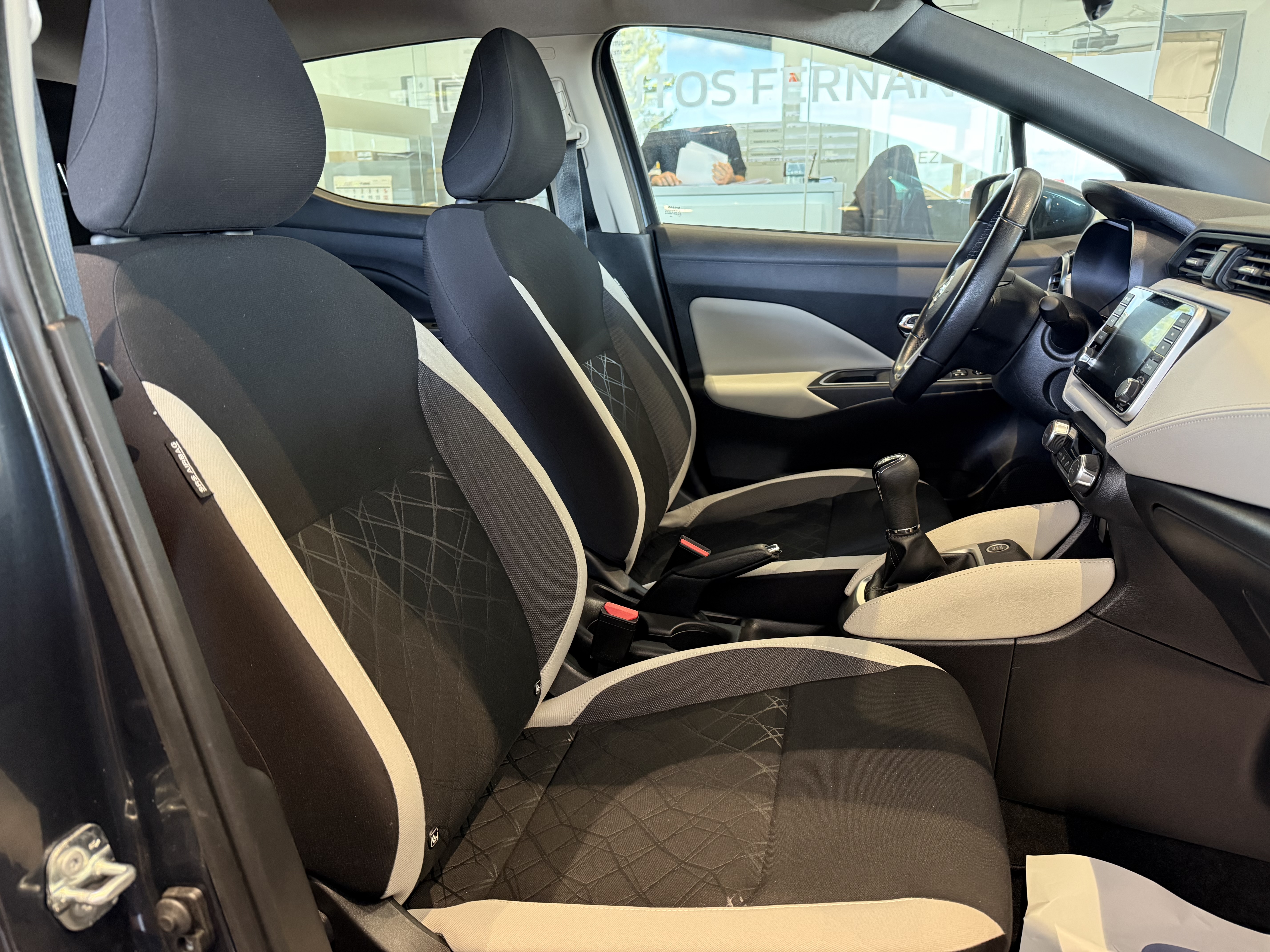 Nissan Micra  IGT 100 CV E6D Tekna miniatura 8