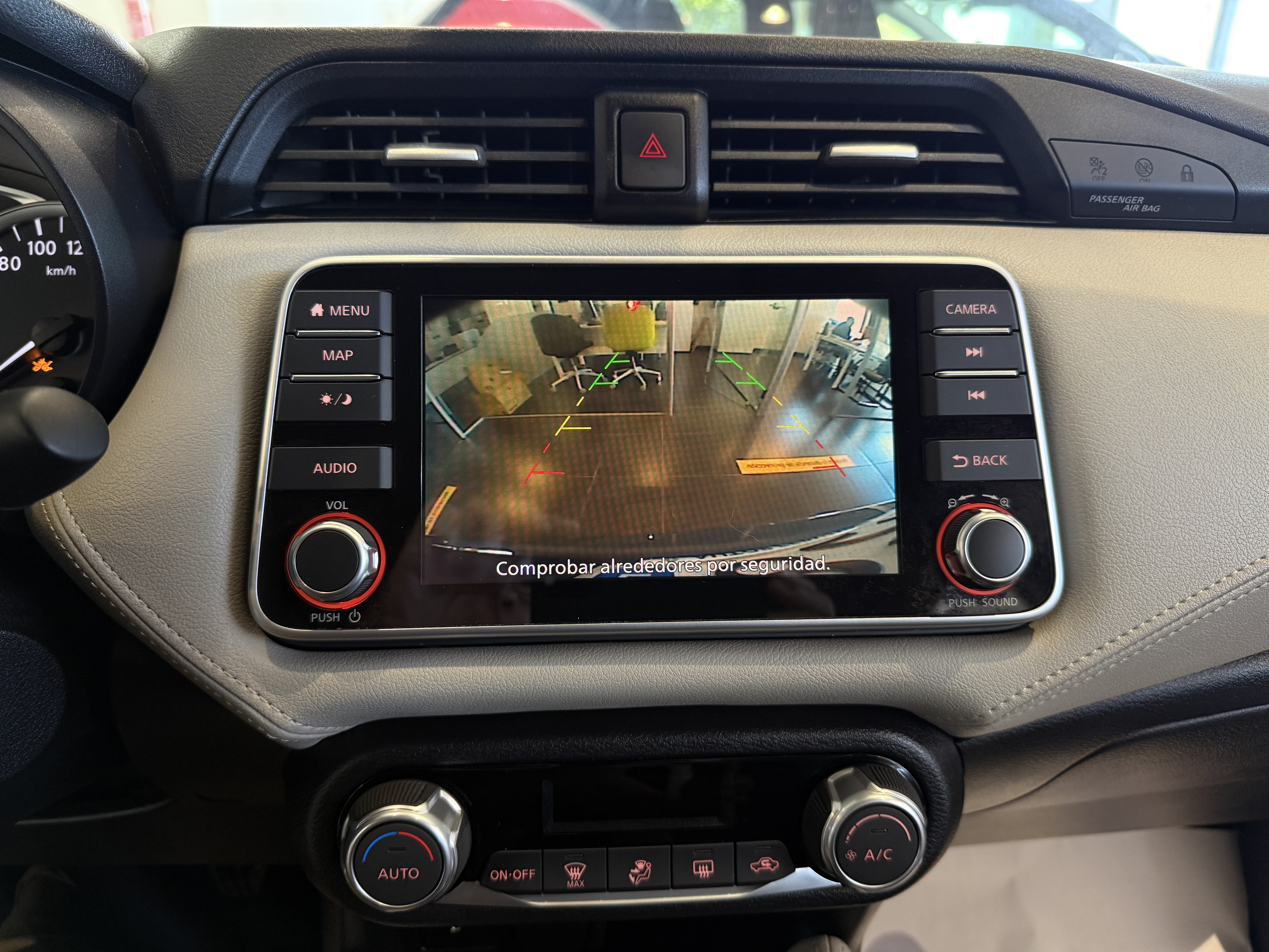 Nissan Micra  IGT 100 CV E6D Tekna miniatura 22