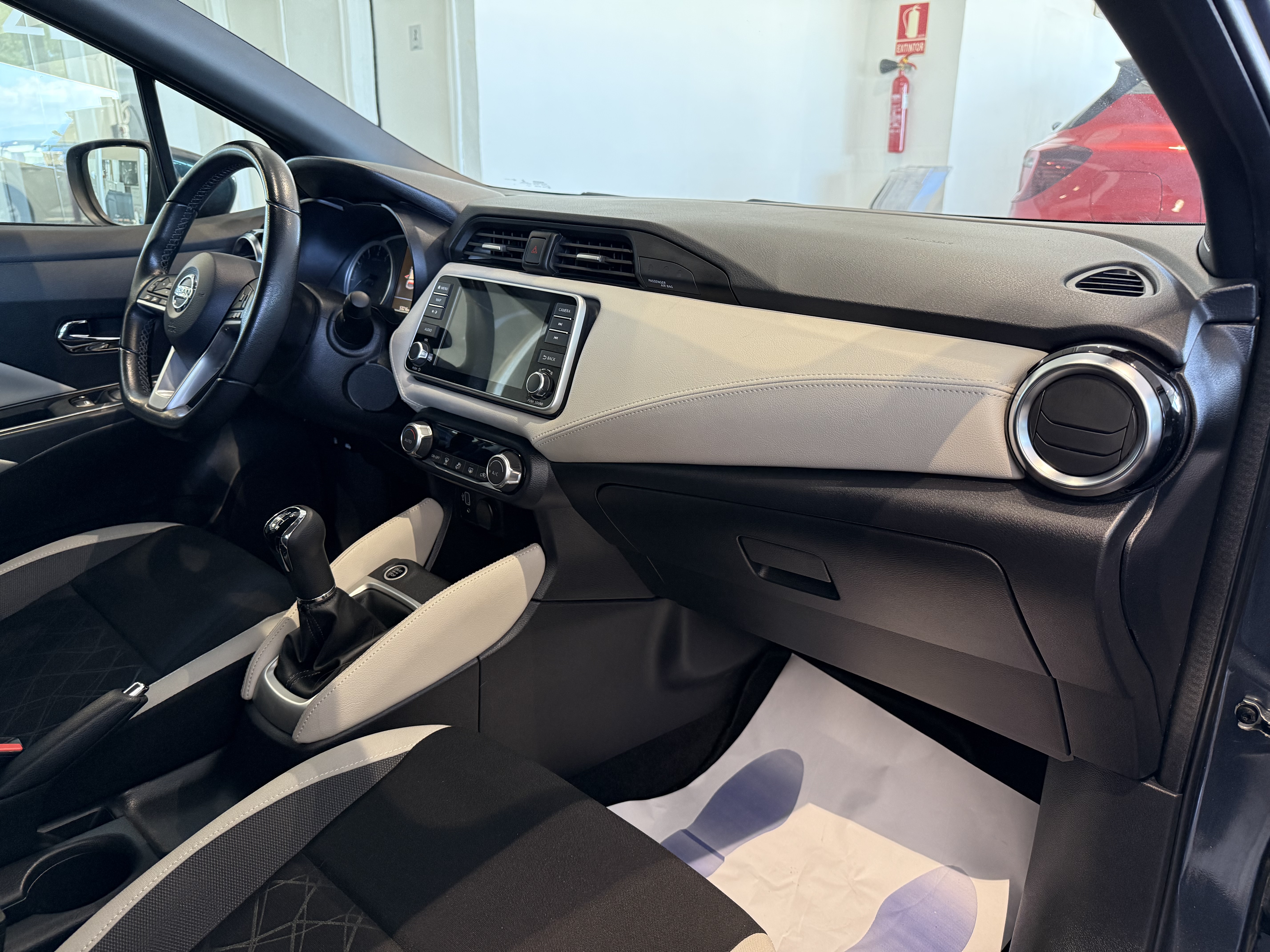 Nissan Micra  IGT 100 CV E6D Tekna foto 9