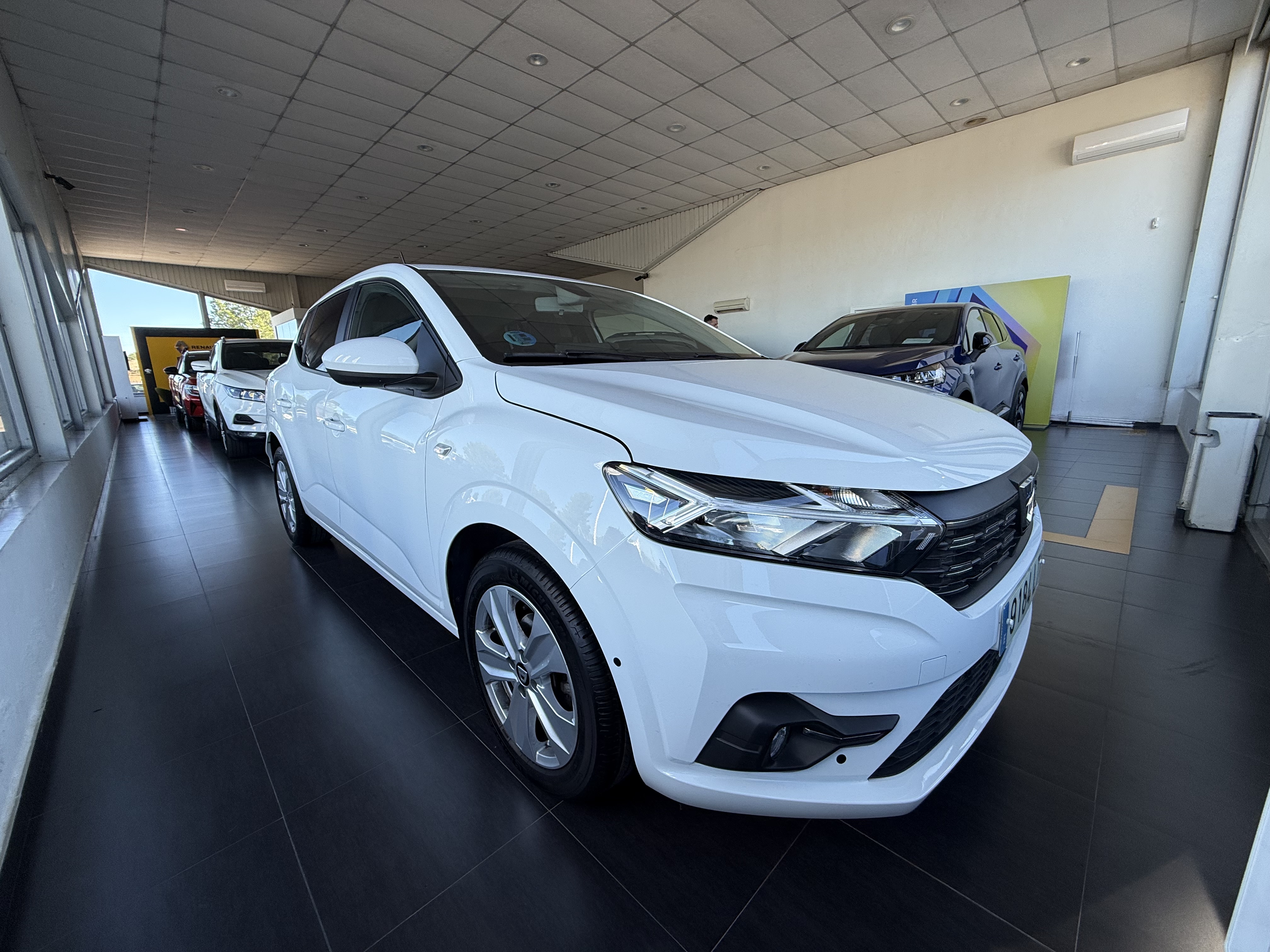 Dacia Sandero Comfort ECOG 100cv miniatura 3