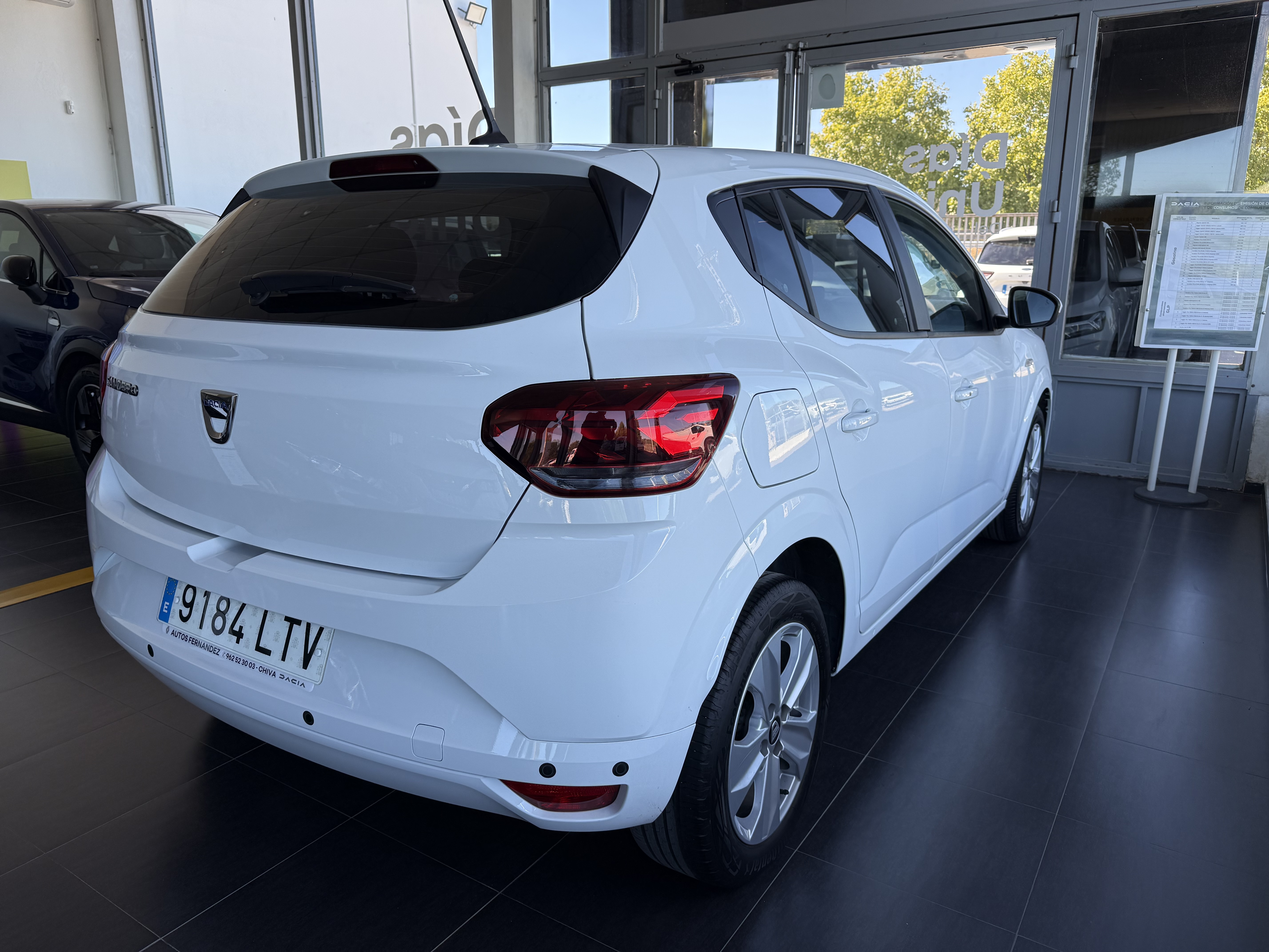 Dacia Sandero Comfort ECOG 100cv miniatura 4