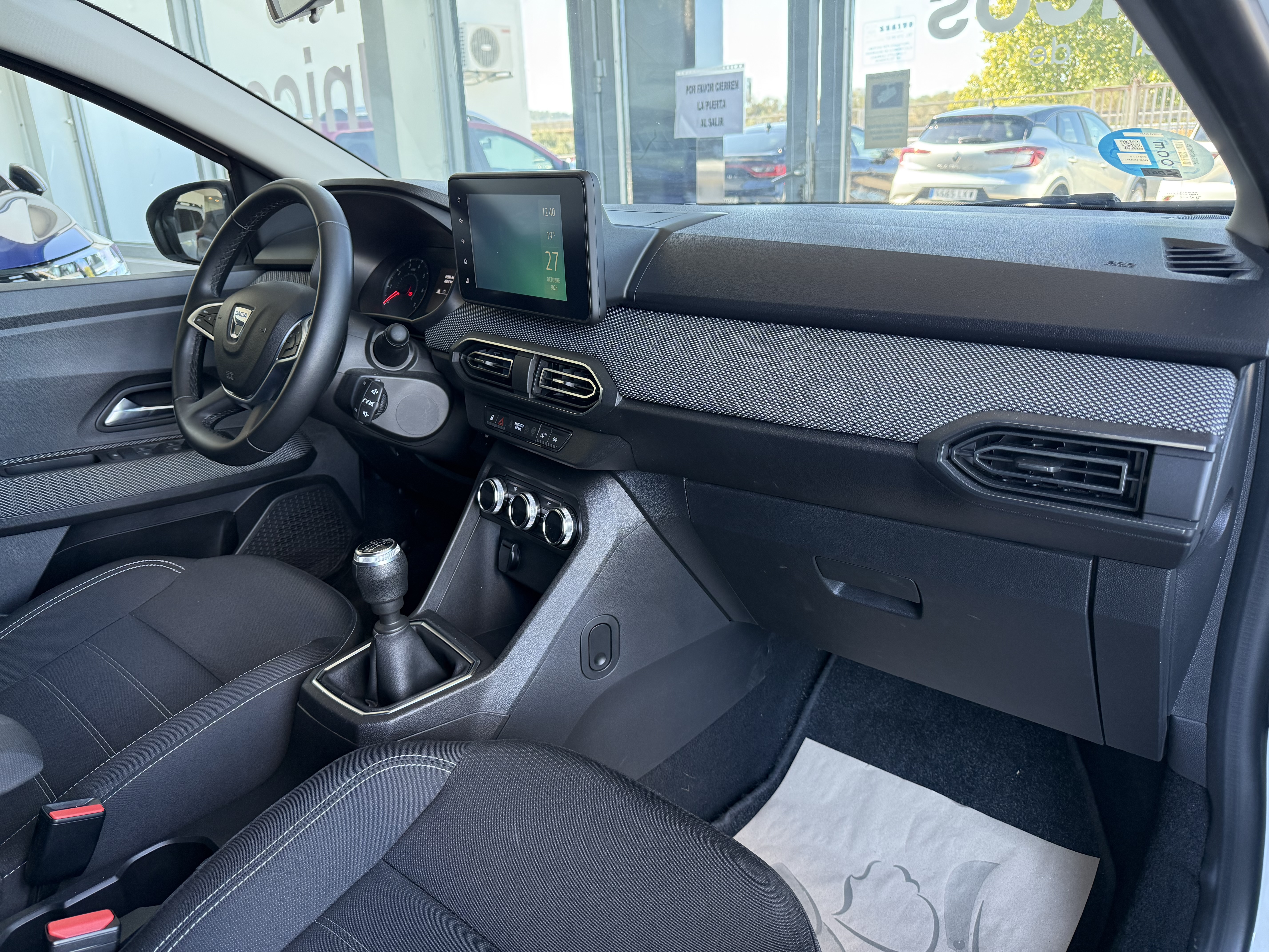 Dacia Sandero Comfort ECOG 100cv miniatura 10