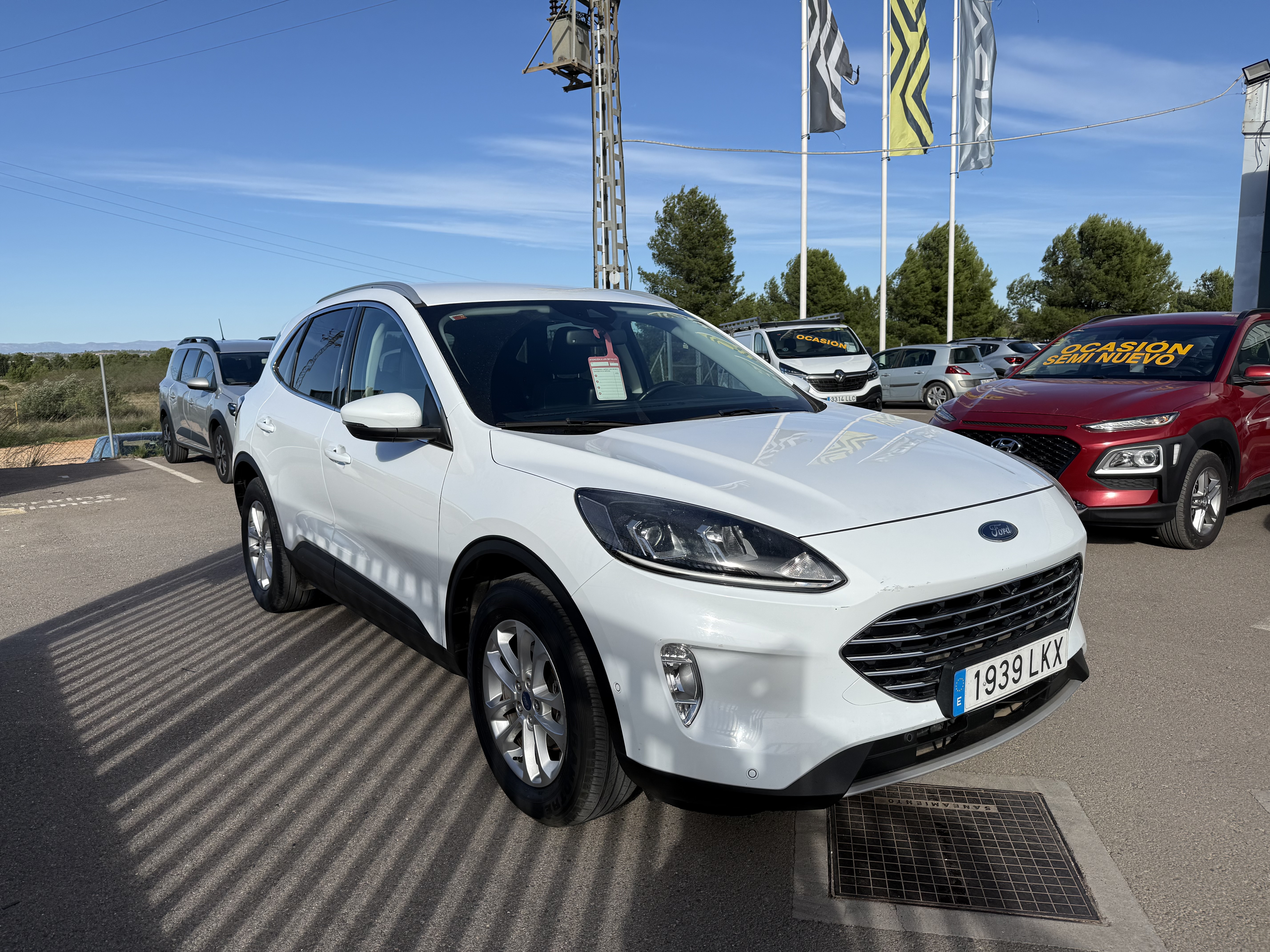 Ford Kuga Titanium 1.5 EcoBoost 150 cv. DIESEL miniatura 2