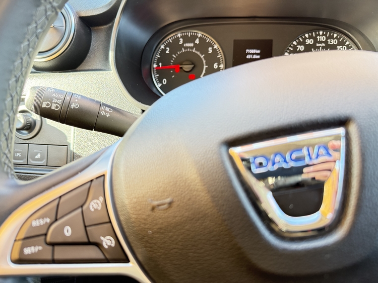 Dacia Duster Prestige TCE 74kW100CV ECOG 4X2 foto 33