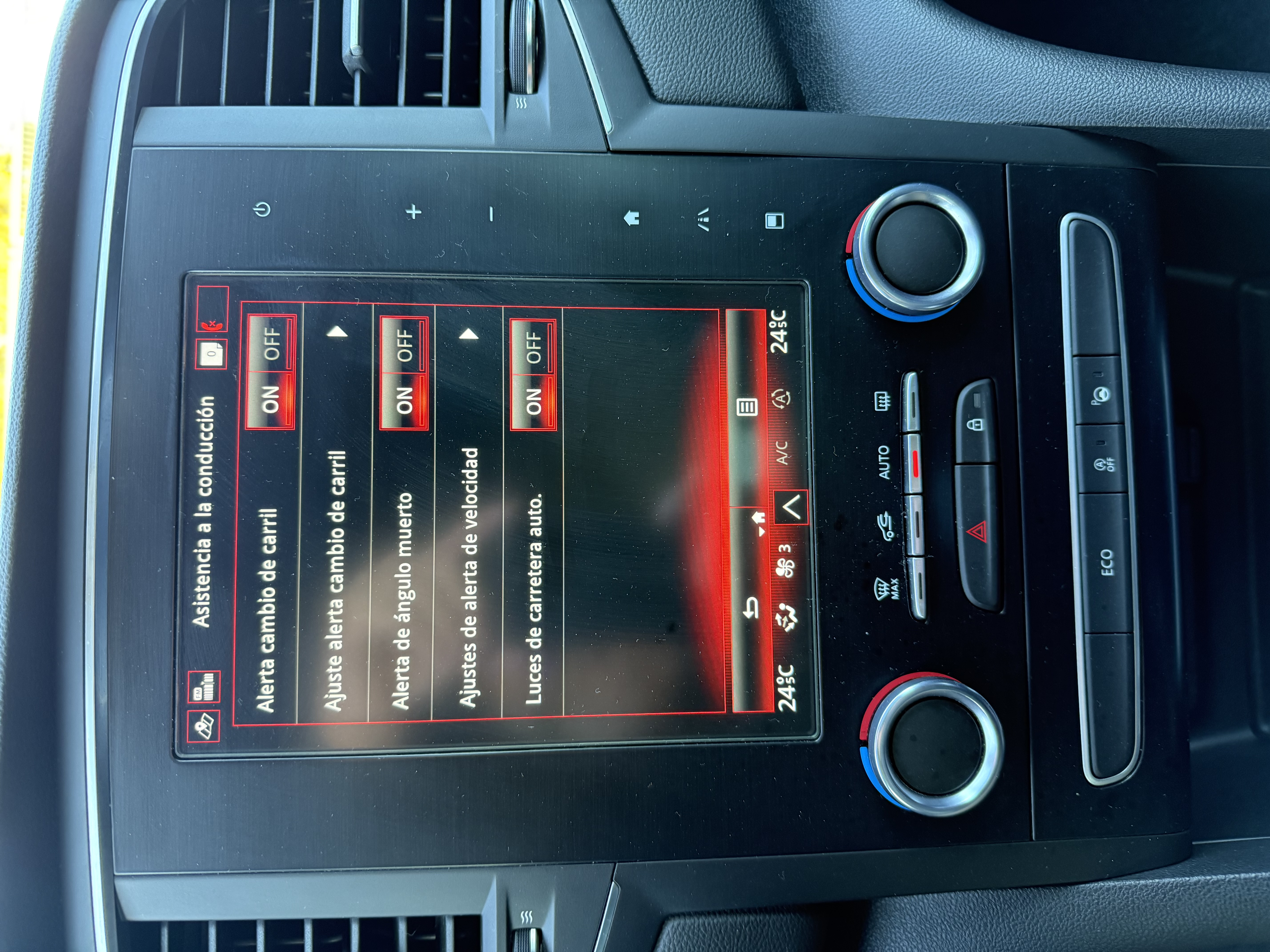 Renault Megane S.T. Zen TCe GPF 140cv miniatura 25