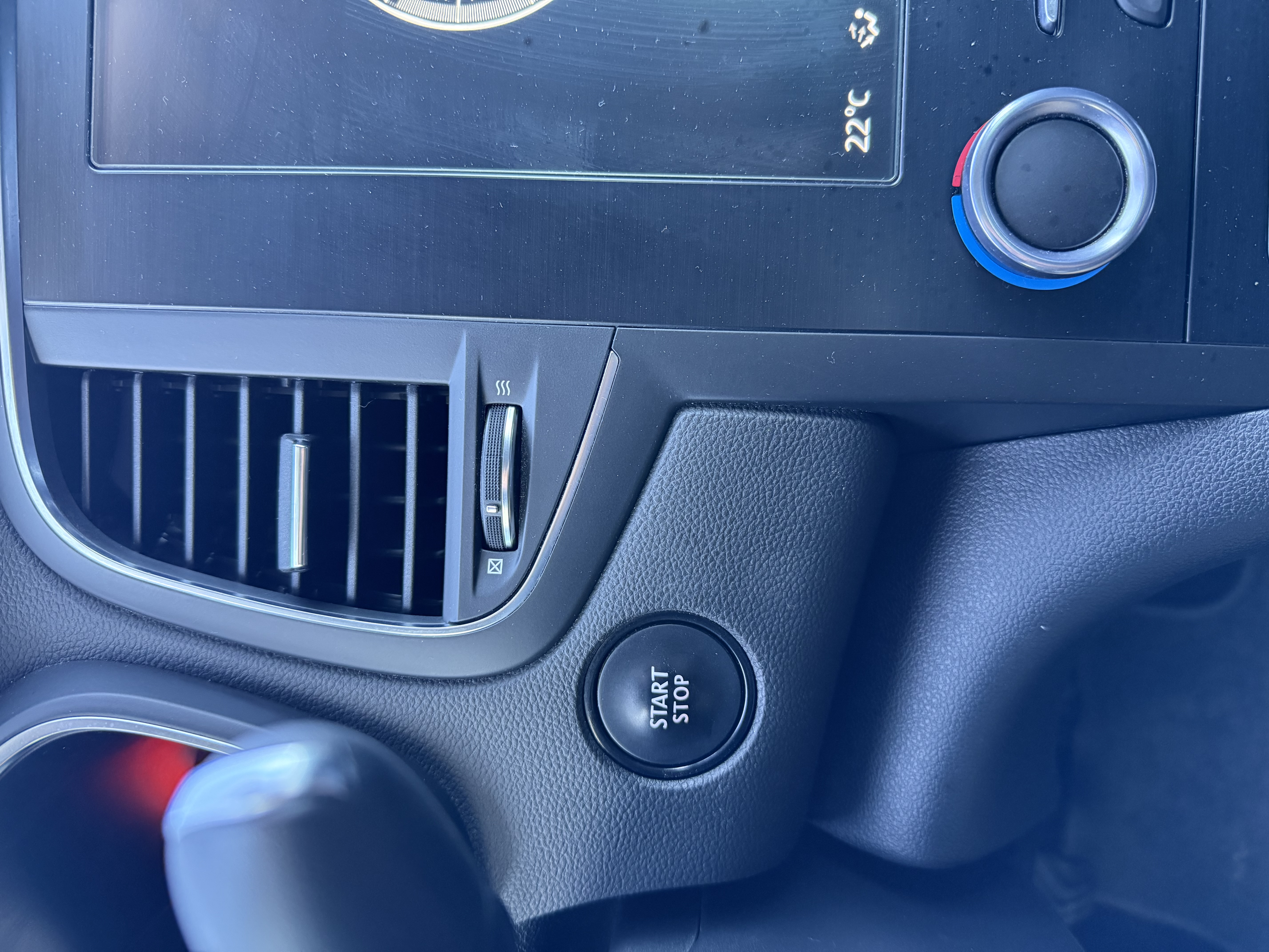 Renault Megane S.T. Zen TCe GPF 140cv foto 23