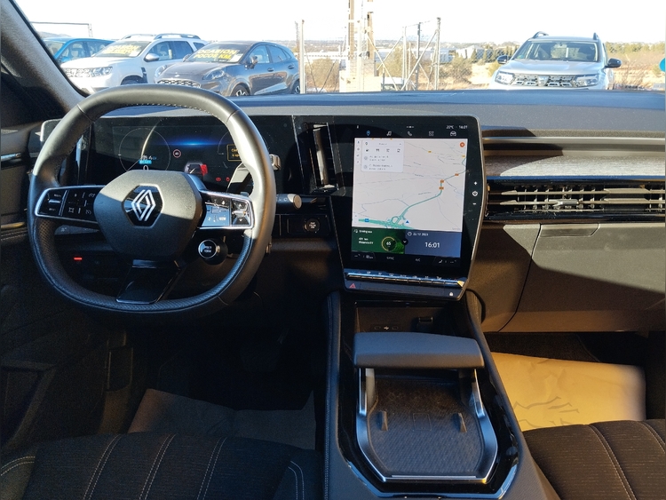 Renault Austral Techno ETech Full Hybrid 200cv. foto 15