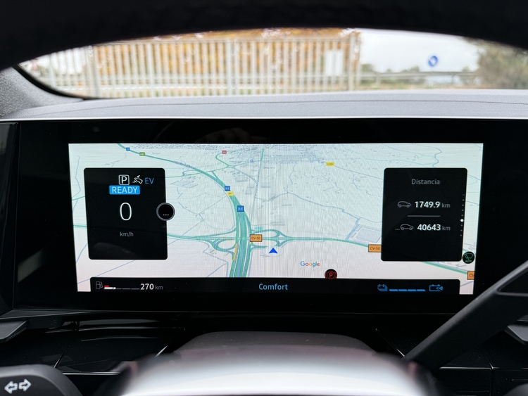 Renault Austral Techno ETech Full Hybrid 200cv. foto 27