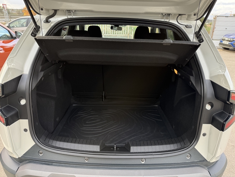 Dacia Duster Extreme TCE 48v 4X2 130cv. foto 10