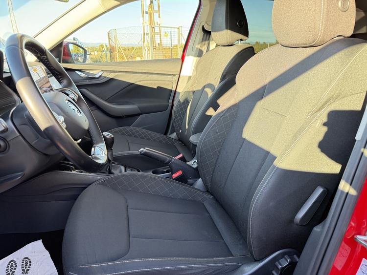 Skoda Kamiq 1.0 TSI Ambition 110cv. foto 17