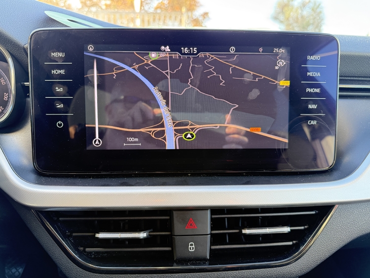 Skoda Kamiq 1.0 TSI Ambition 110cv. foto 30