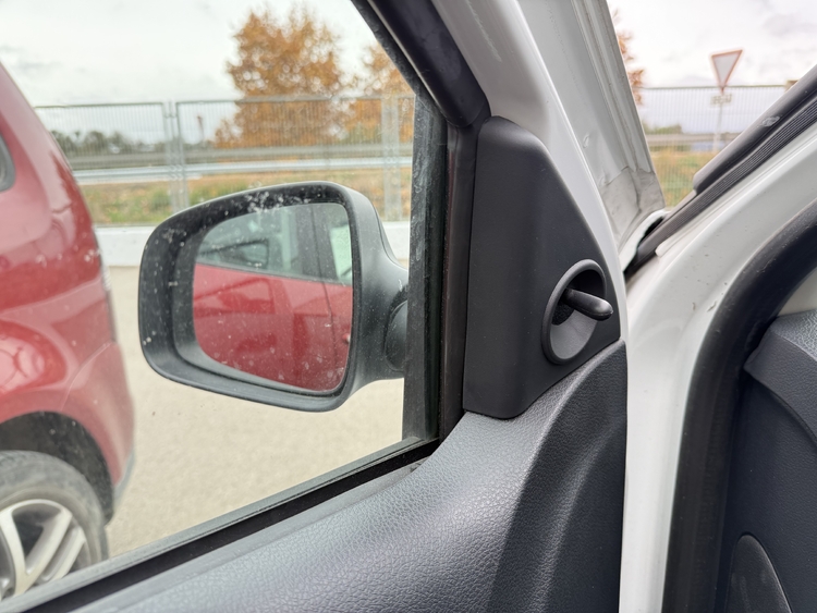 Dacia Sandero Essential ECO-GLP 100cv. foto 12