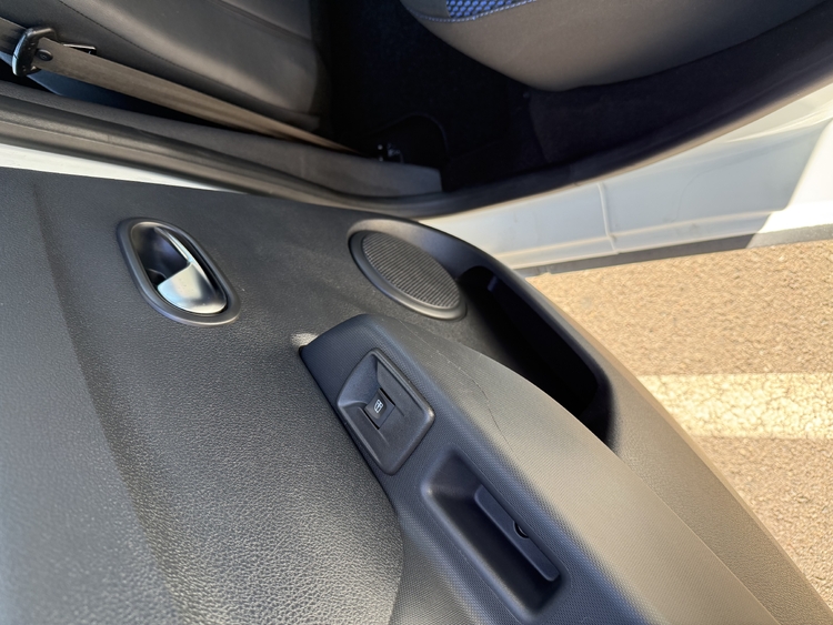 Dacia Sandero SL Aniversario TCE GLP 100cv. foto 15