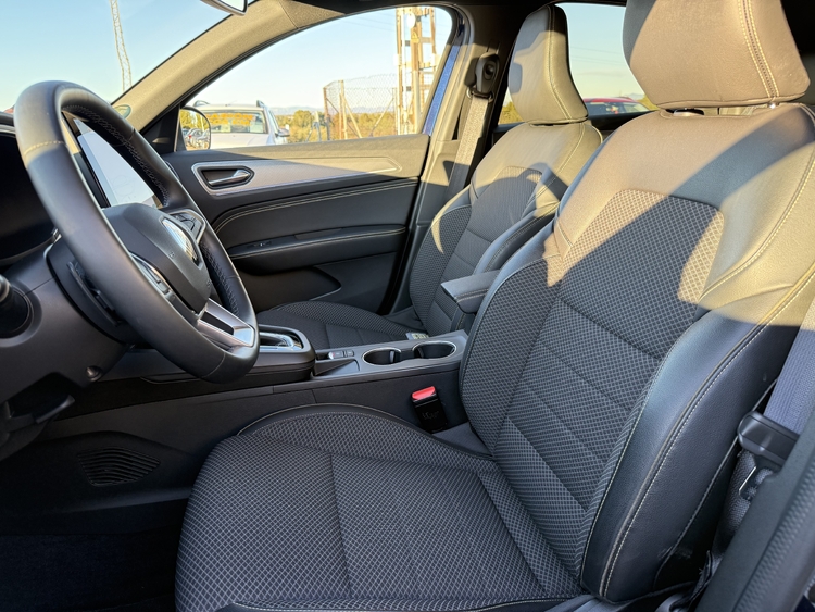 Renault Arkana RENAULT Arkana Techno TCe 103kW140CV EDC mild hybrid foto 18