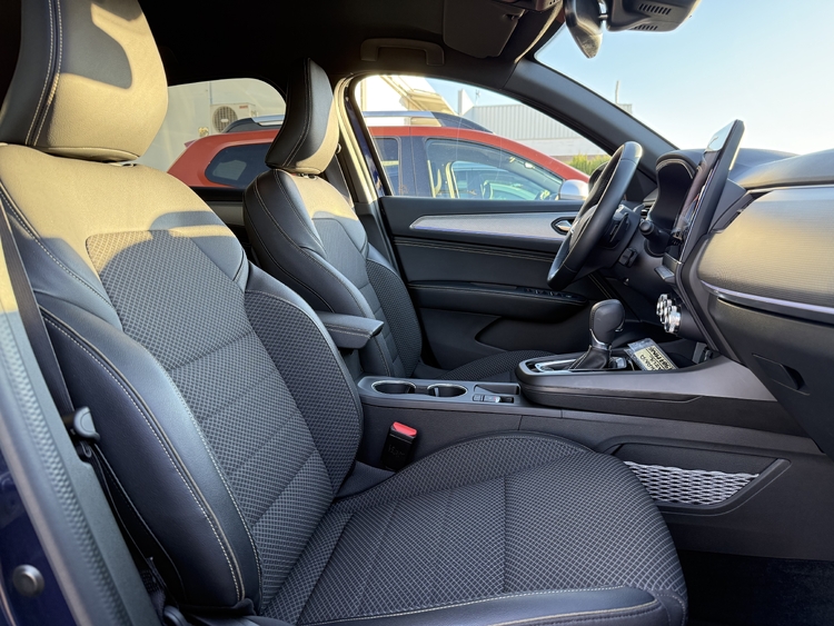 Renault Arkana RENAULT Arkana Techno TCe 103kW140CV EDC mild hybrid foto 22