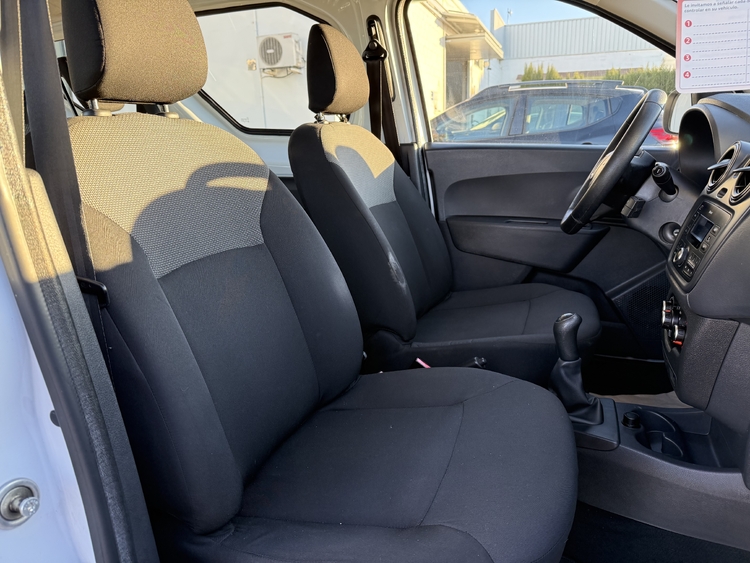 Dacia Dokker  ESSENTIAL DCI 75cv. DIESEL foto 13