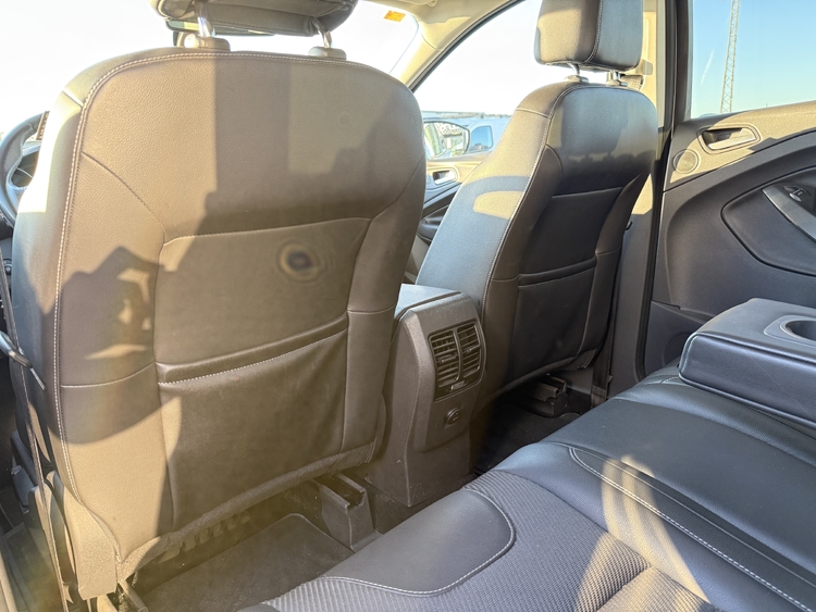 Ford Kuga 2.0 TDCi 140 4x2 Titanium foto 13