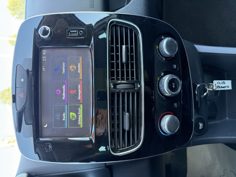 Renault Captur LIMITED TCE 90 CV. GASOLINA foto 24