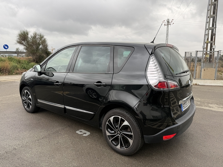 Renault Scenic BOSE dCi 110 Euro 6 foto 7