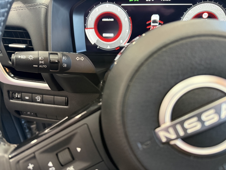 Nissan Qashqai mHEV 4x2 N CONECTA foto 26