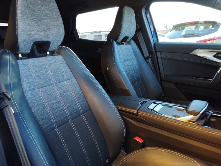 Renault Austral Techno ETech Full Hybrid 200cv foto 15