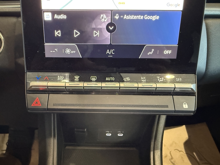 Renault Captur techno EcoG 100cv. foto 14