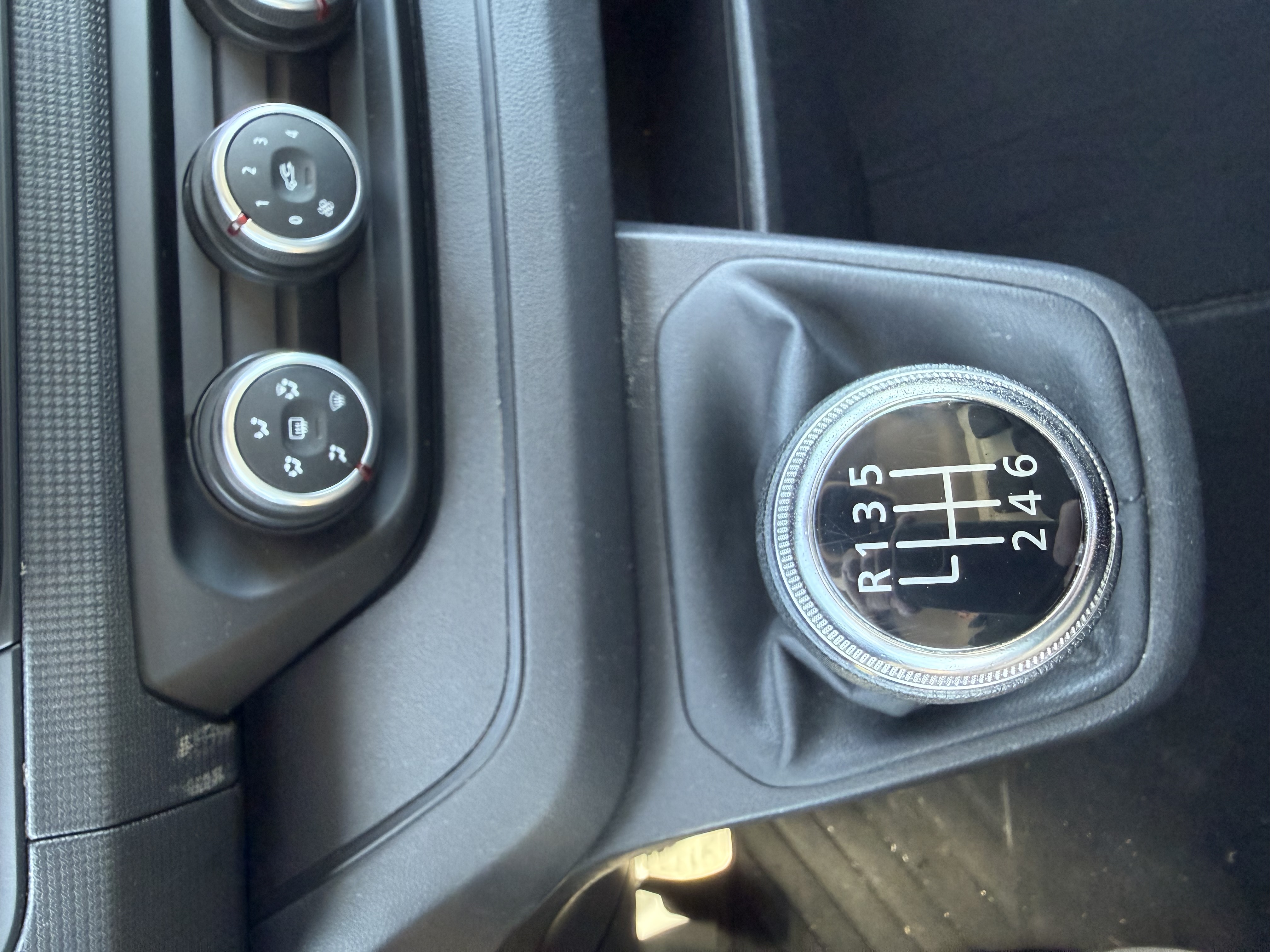 Renault Trafic Furgon L1H1 Blue dCi 130 CV foto 23