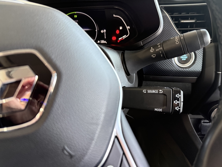 Renault Arkana ETech Engineered full hyb. 105kW145CV foto 27