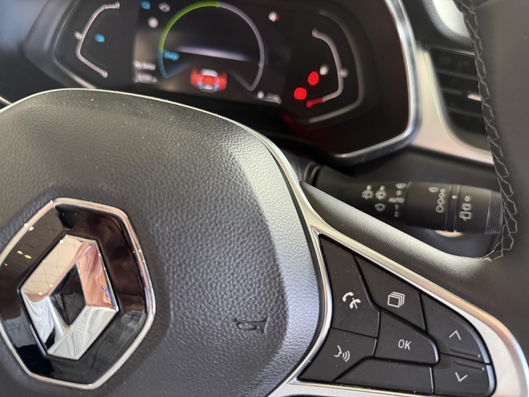Renault Captur Zen ETECH Hibrido 145 cv. foto 27