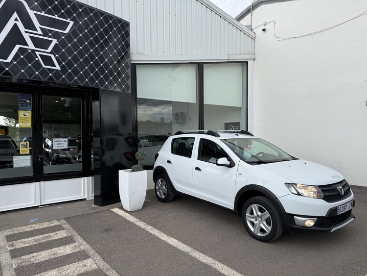 Dacia Sandero Stepway TCE 90cv GASOLINA foto 2
