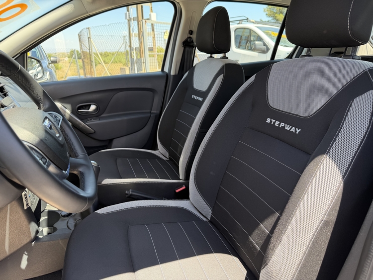 Dacia Sandero Stepway  Stepway Comfort TCE 90CV. GASOLINA foto 18