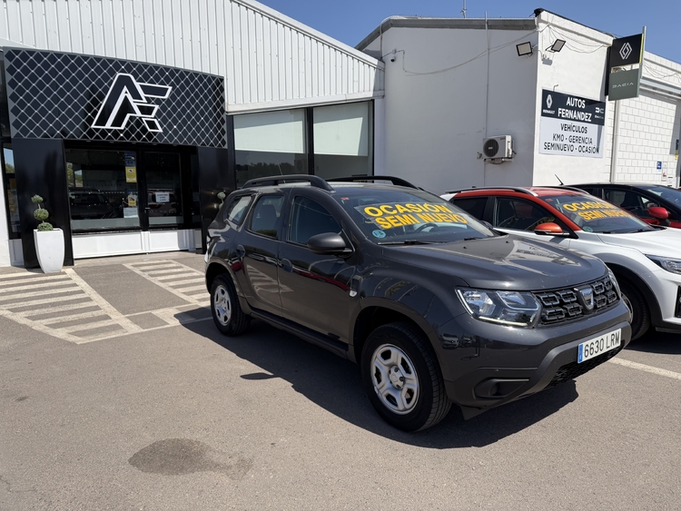 Dacia Duster EssentIAL Blue dCi 4X2 - 115cv. foto 2