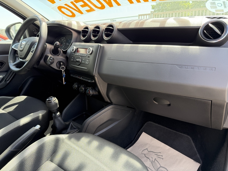 Dacia Duster EssentIAL Blue dCi 4X2 - 115cv. foto 19